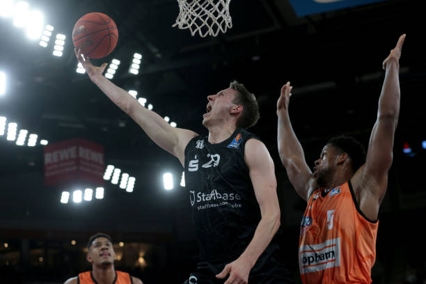 队员在禁区 队员在禁区