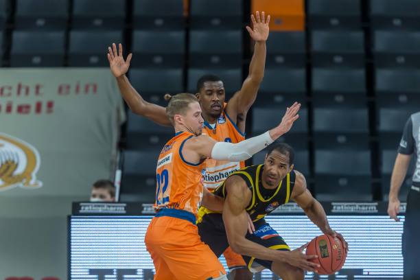 控球推进 控球推进