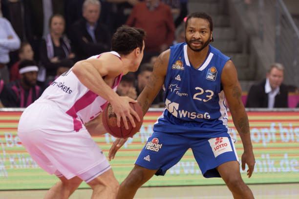 在万众瞩目 在万众瞩目